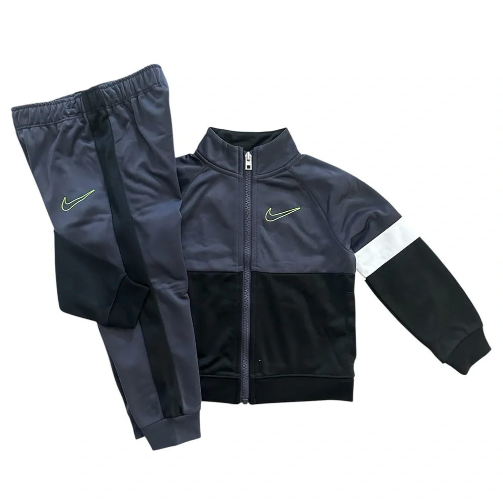 Nike Boys 2 Piece Track Jacket & Jogger Pants Set Boys Size 24 Months NWT